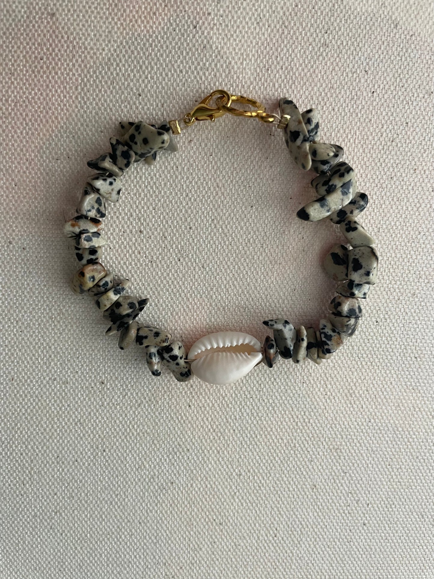 DALMATIAN JASPER & PUKA - BRACELET