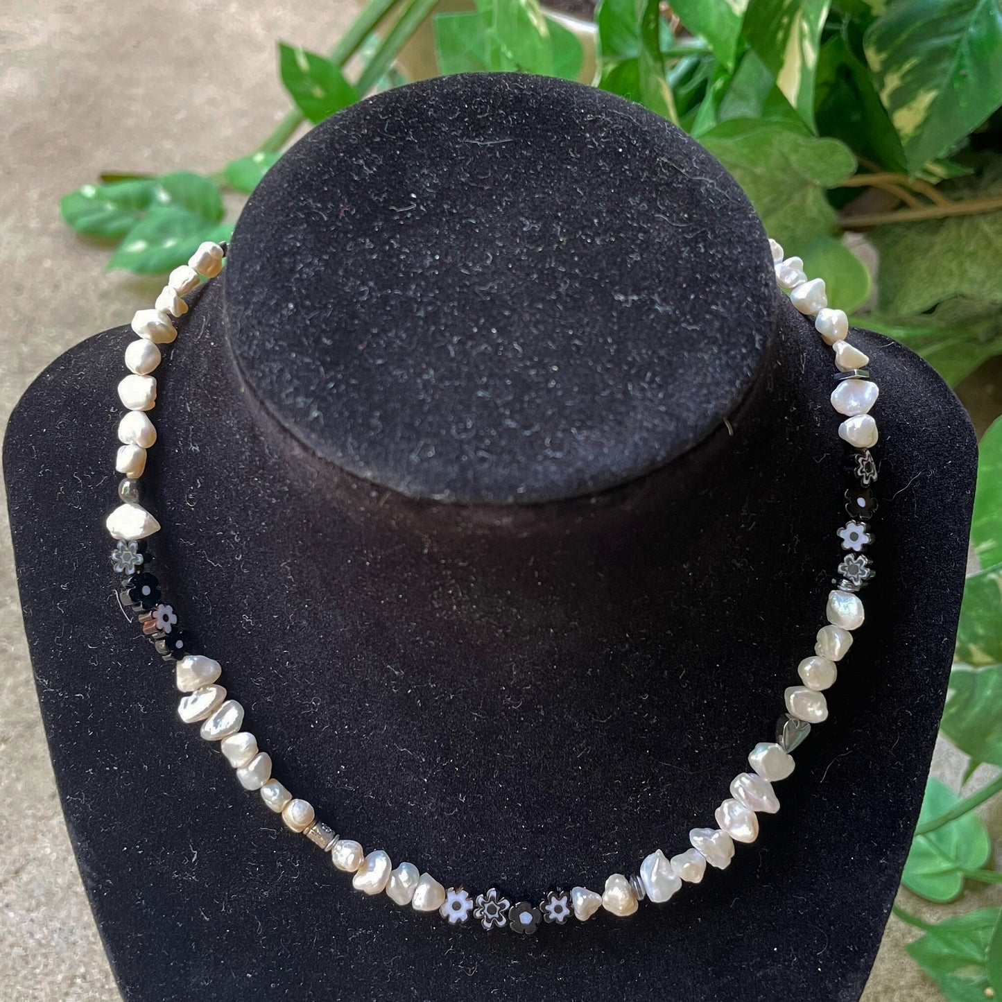 FULL OF PEARL - CHOKER