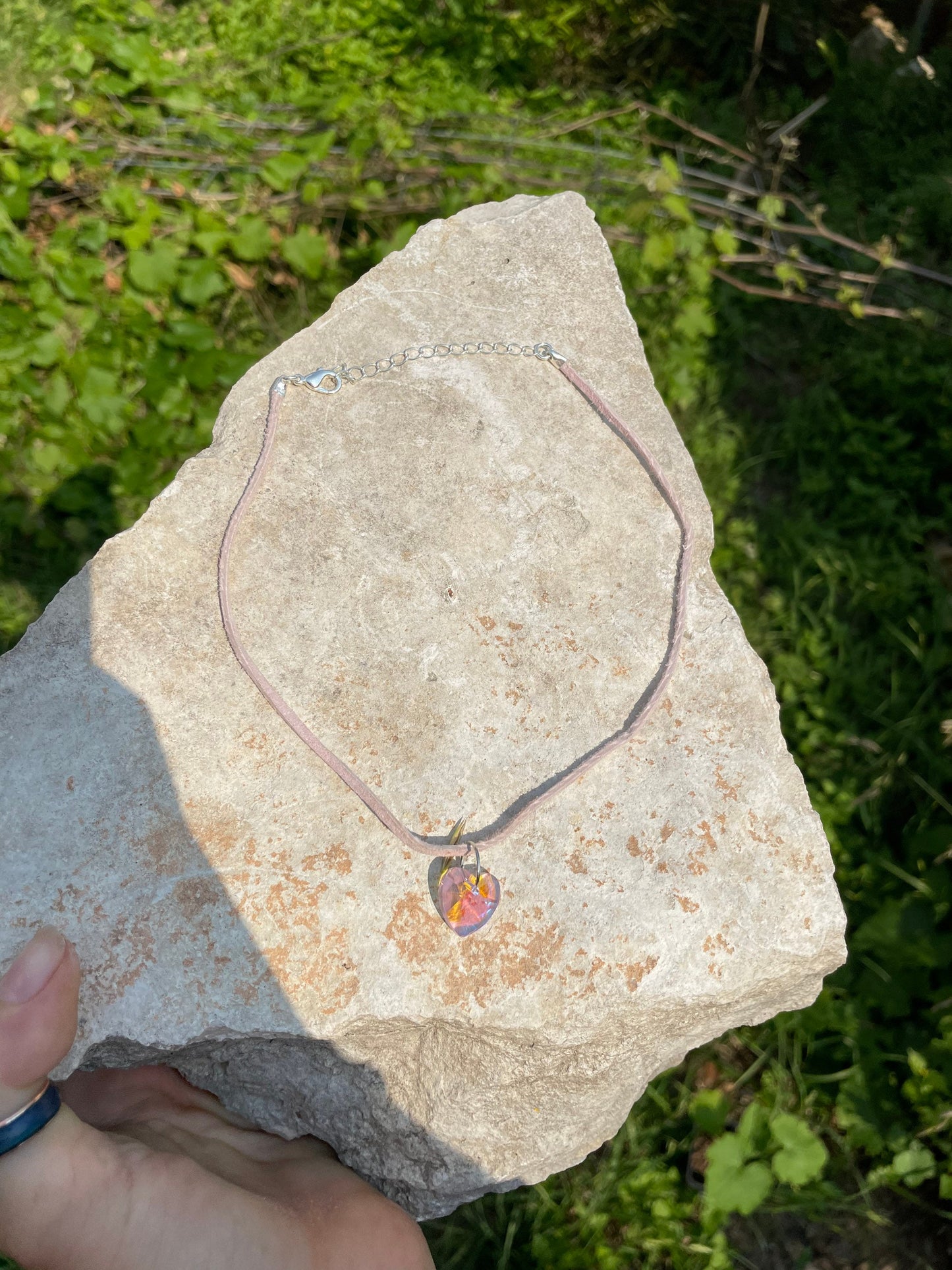 QUEEN OF HEARTS - CHOKER