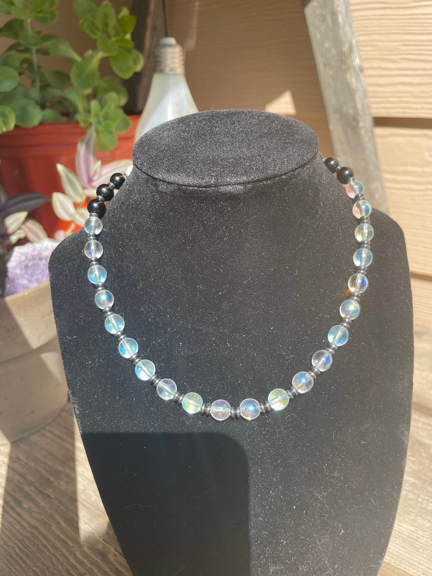 LIGHT RAYS - NECKLACE