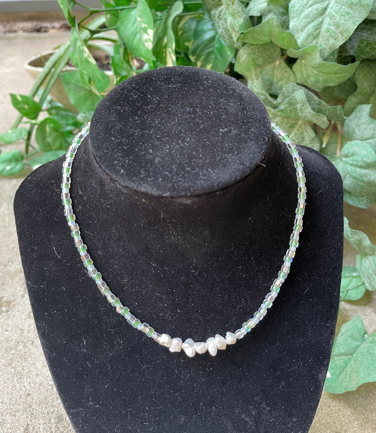 PEARLY GREEN - CHOKER