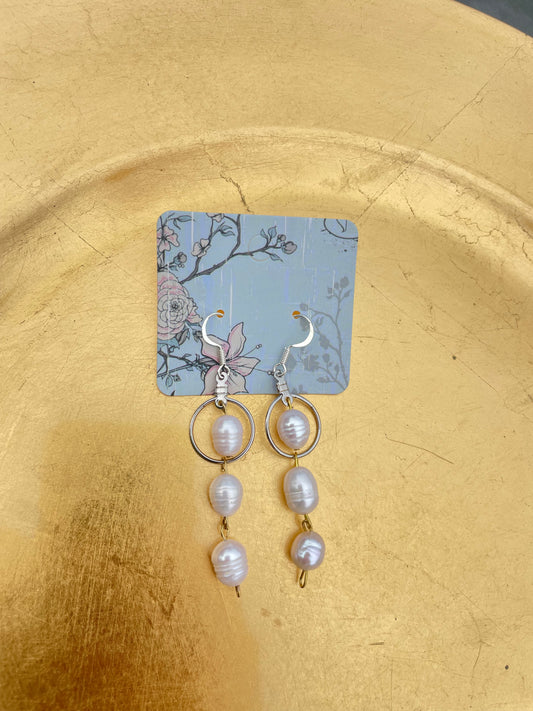 Pearl Drop - Earrings